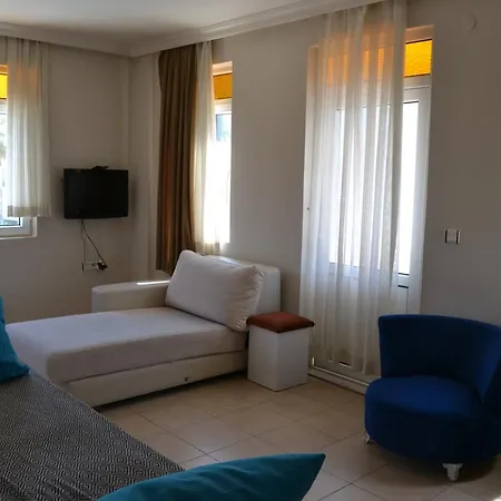 Apartment Safari Suit N-6